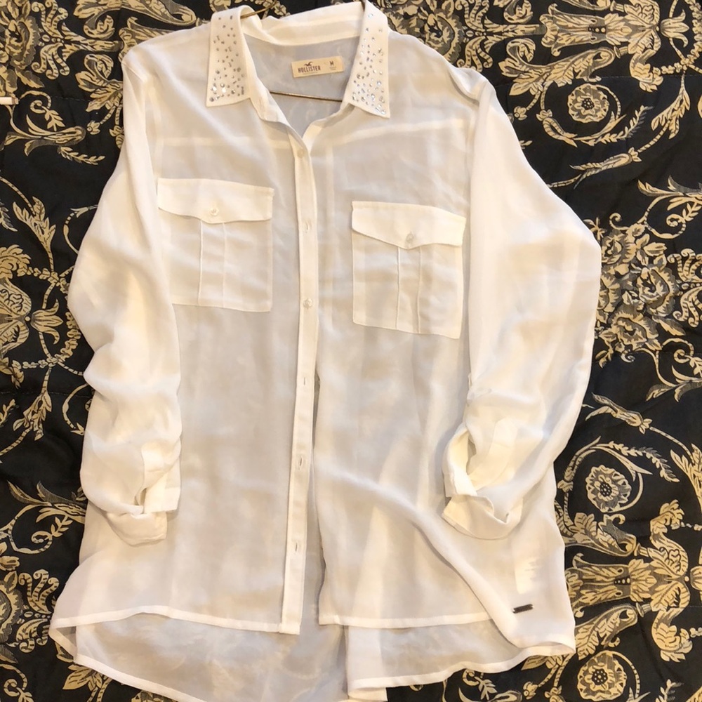 White blouse (never worn)